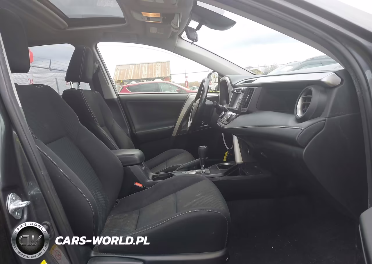 2018 Toyota Rav4 Hybrid Xle VIN:JTMRJREV3JD243387 - 5