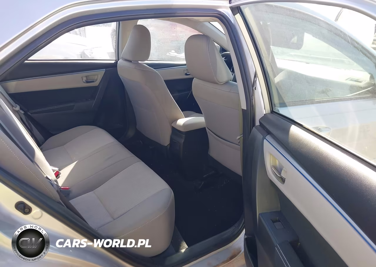 2015 Toyota Corolla Le VIN:5YFBURHE9FP298676 - 8