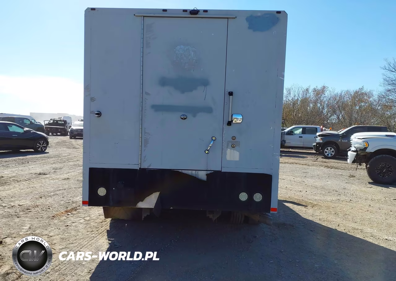 2015 Ford F-550 Chassis Xl VIN:1FDAF5GTXFEC57285 - 15