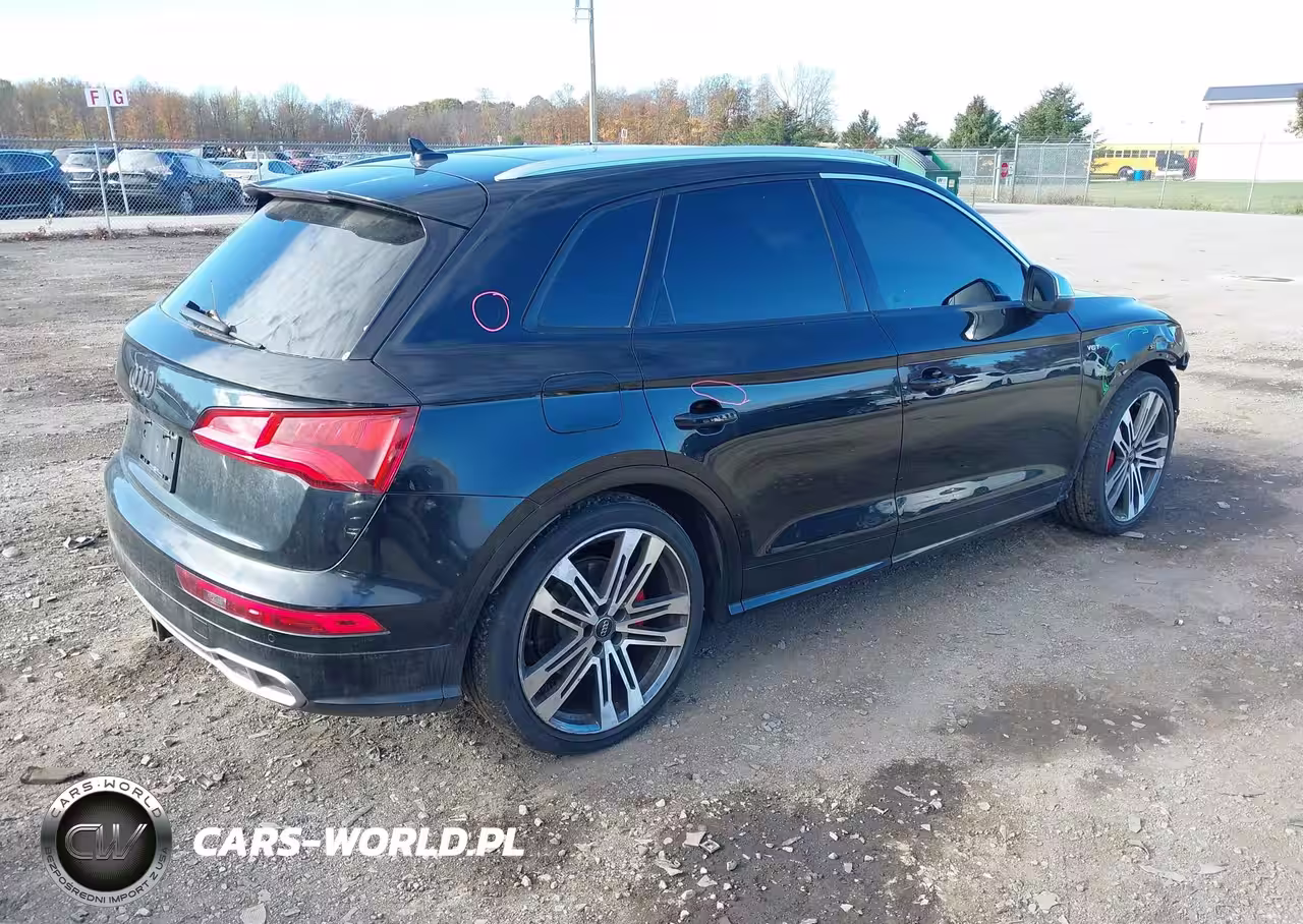 2018 Audi Sq5 3.0T Premium Plus VIN:WA1C4AFY9J2044468 - 4