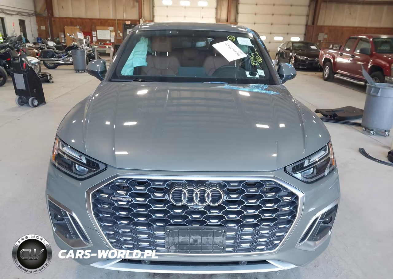 2025 Audi Q5 Sportback Premium Plus 45 Tfsi S Line Quattro S Tronic VIN:WA15AAFY6S2045905 - 12