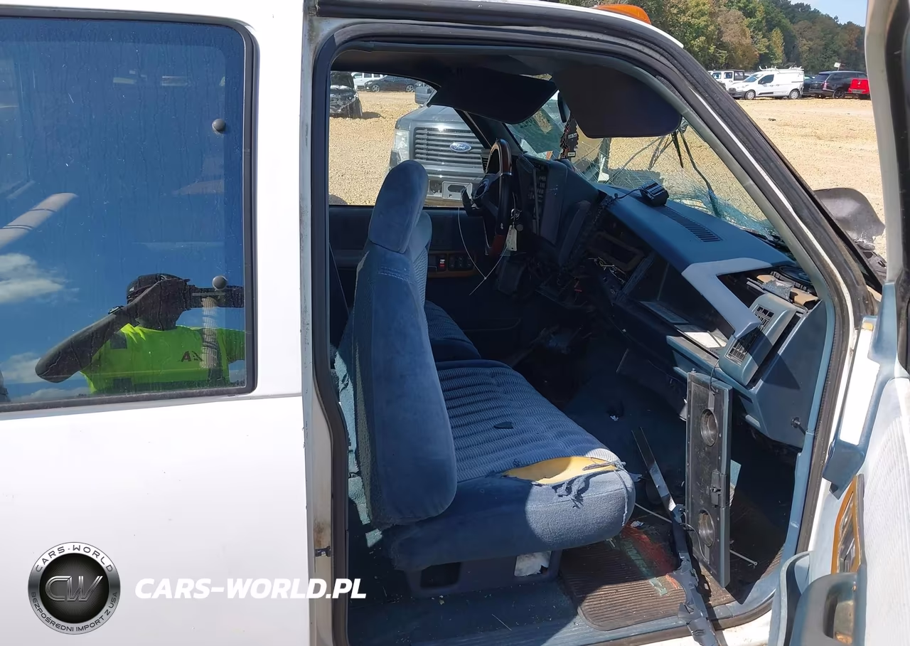 1992 Chevrolet Gmt-400 C3500 VIN:2GCHC39NXN1168234 - 5