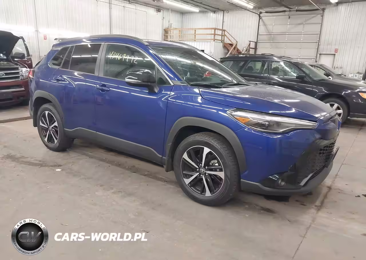 2025 Toyota Corolla Cross Hybrid Xse