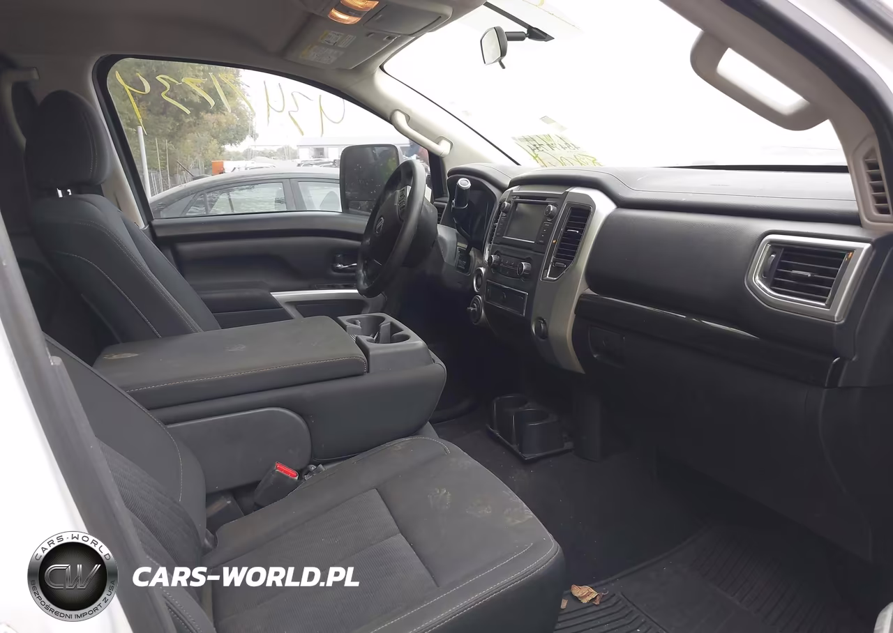 2019 Nissan Titan Xd Sv Diesel VIN:1N6BA1F37KN522169 - 5