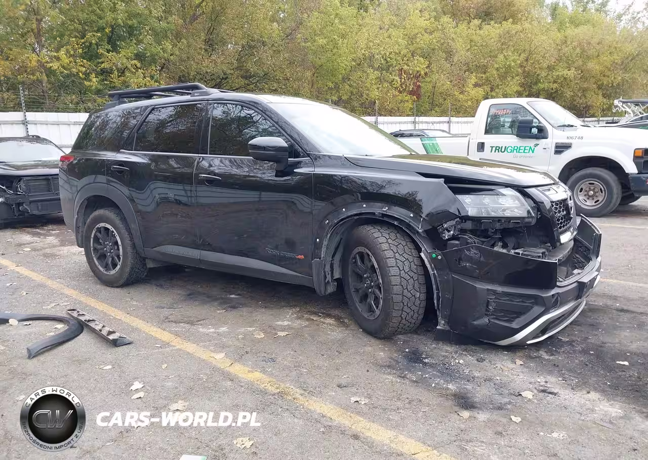 2023 Nissan Pathfinder Rock Creek 4Wd