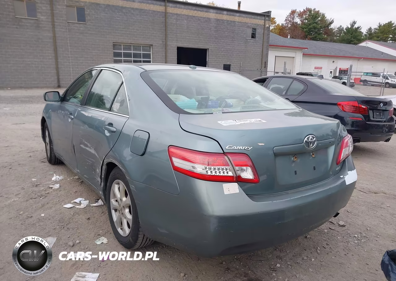 2011 Toyota Camry Le VIN:4T1BF3EK8BU701444 - 3