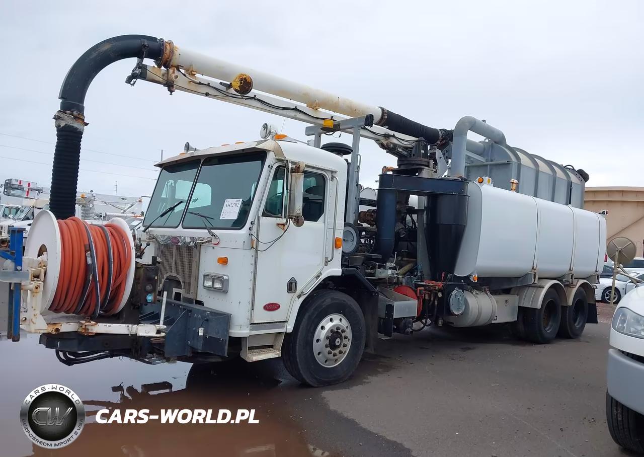 2006 Peterbilt 320 VIN:1NPZL00X06D717083 - 18