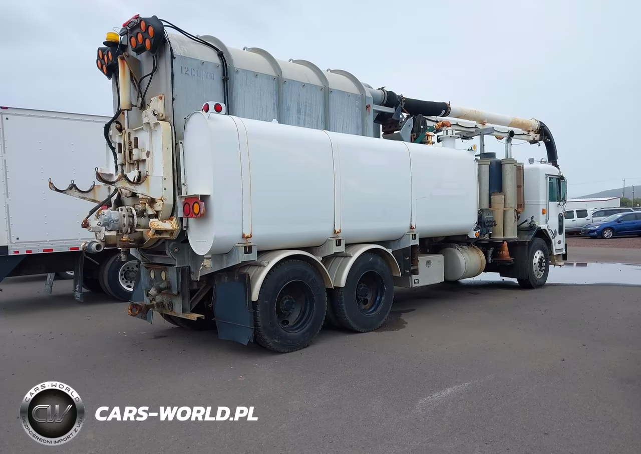 2006 Peterbilt 320 VIN:1NPZL00X06D717083 - 4