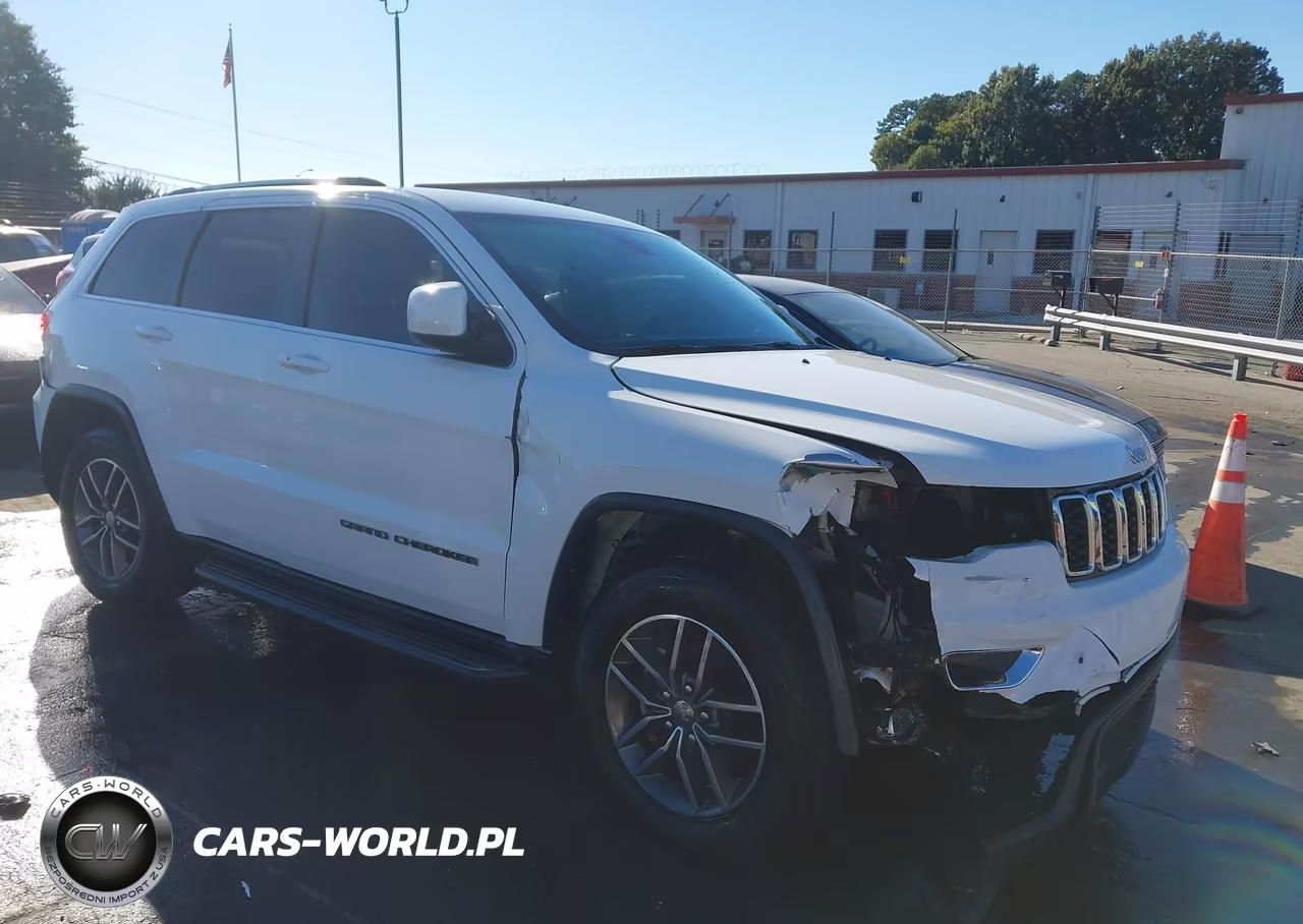 2018 Jeep Grand Cherokee Laredo E 4X2