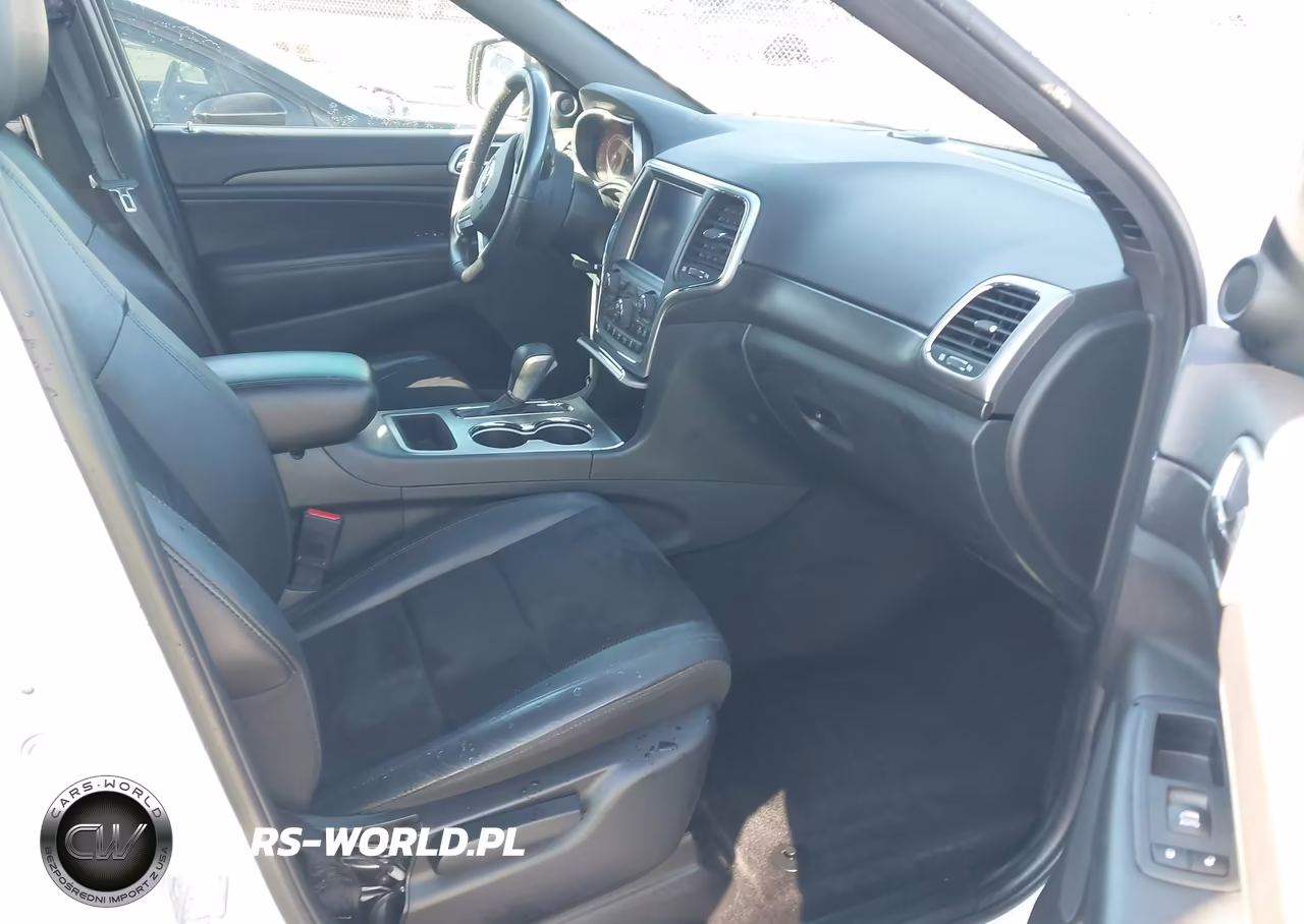2018 Jeep Grand Cherokee Laredo E 4X2 VIN:1C4RJEAG3JC238874 - 5