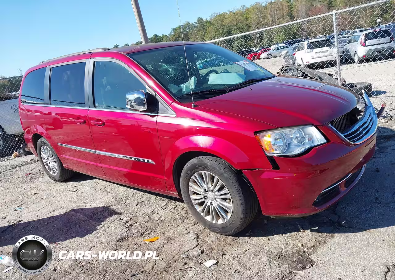 2015 Chrysler Town & Country Touring-L