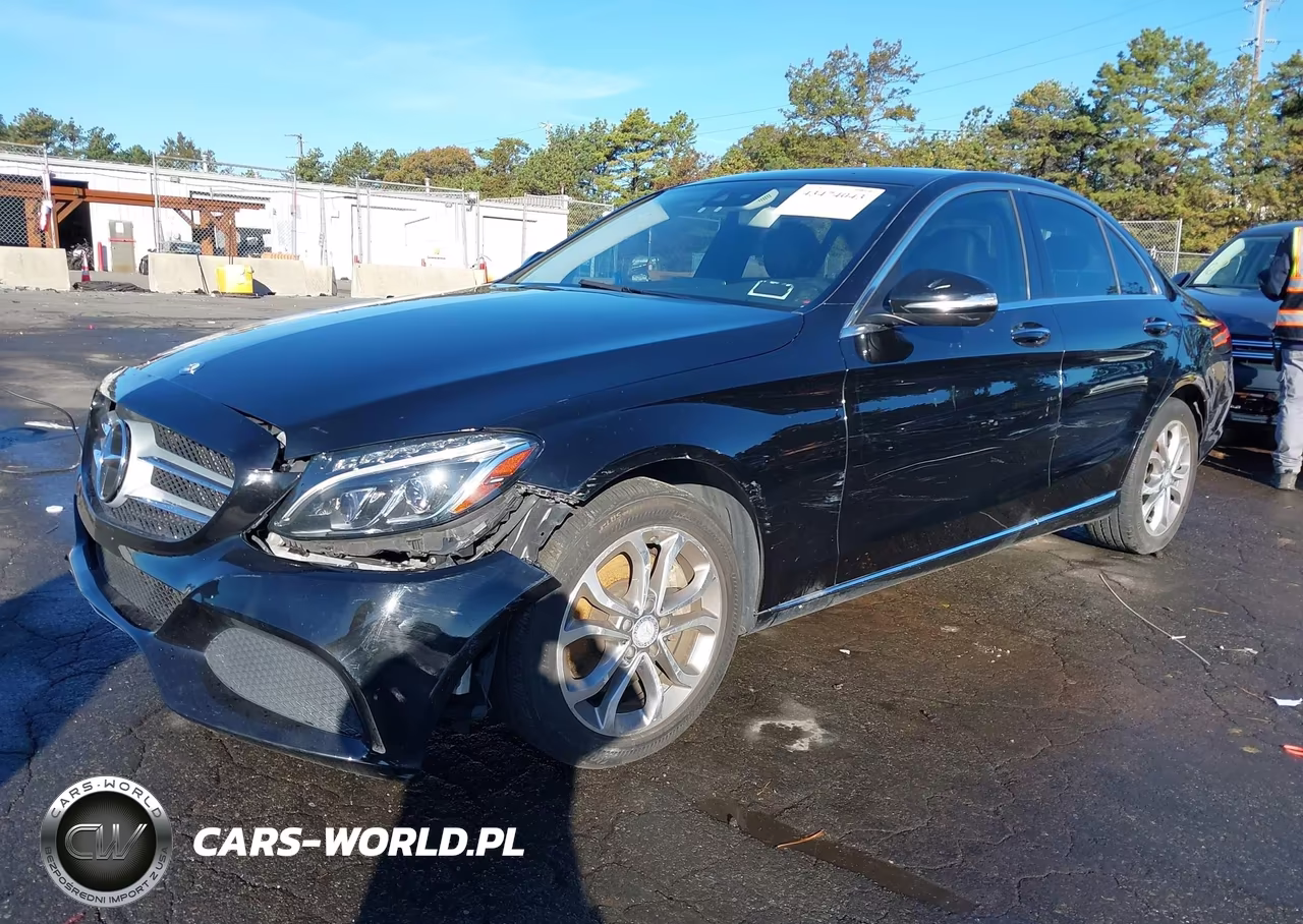 2015 Mercedes-Benz C 300 4Matic VIN:55SWF4KBXFU064635 - 2