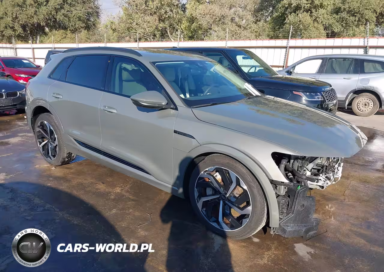 2024 Audi Q8 E-Tron Prestige Quattro