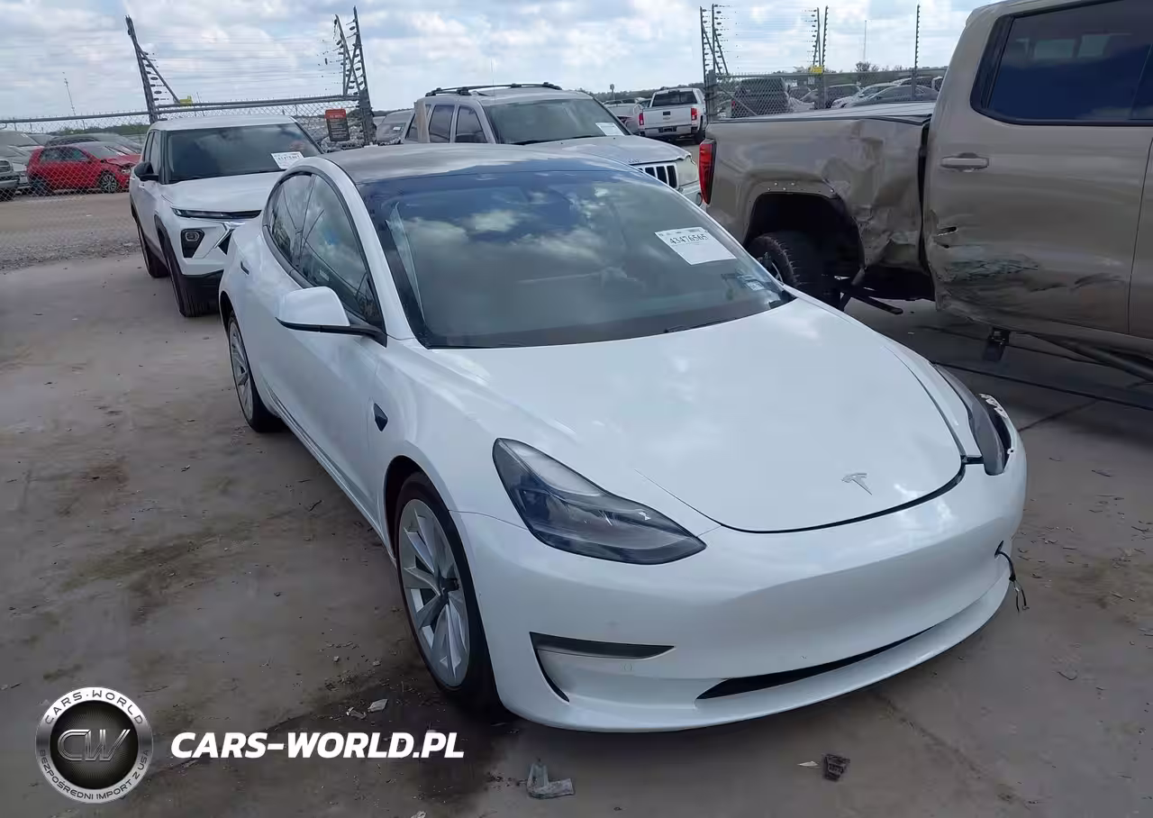 2021 Tesla Model 3 Standard Range Plus Rear-Wheel Drive
