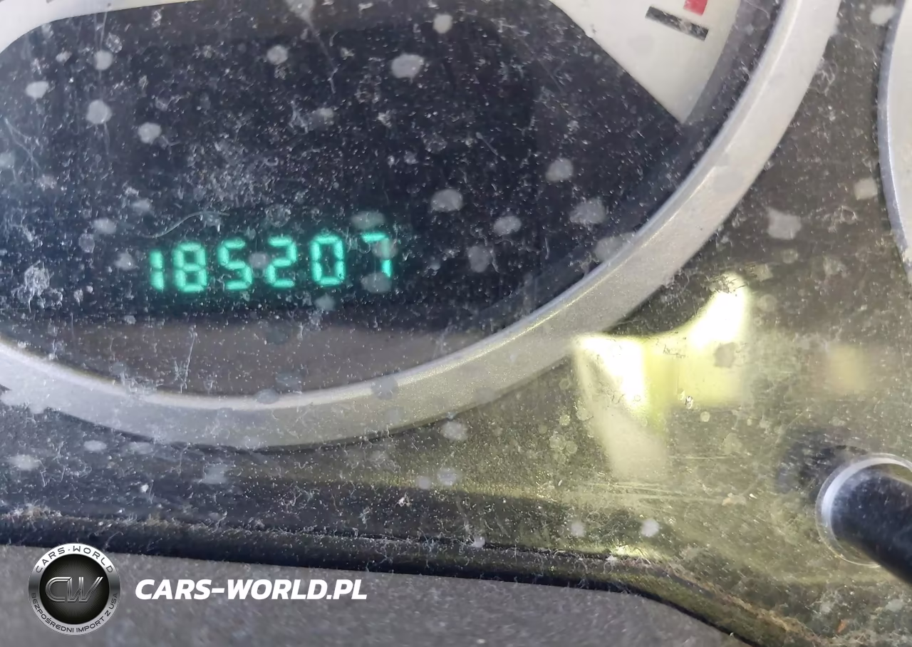 2008 Chrysler Town & Country Lx VIN:2A8HR44H18R840380 - 15