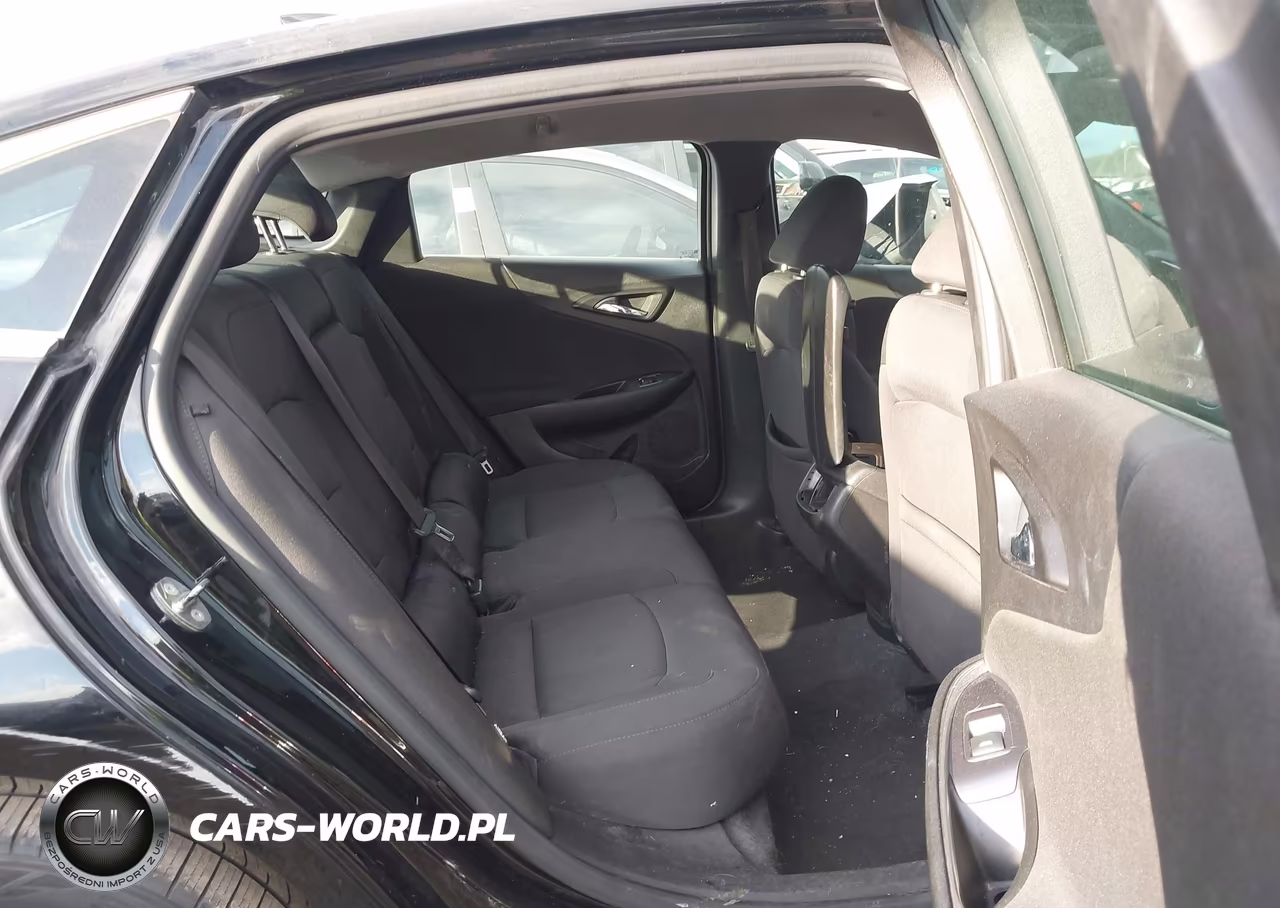 2018 Chevrolet Malibu Lt VIN:1G1ZD5ST9JF132973 - 8