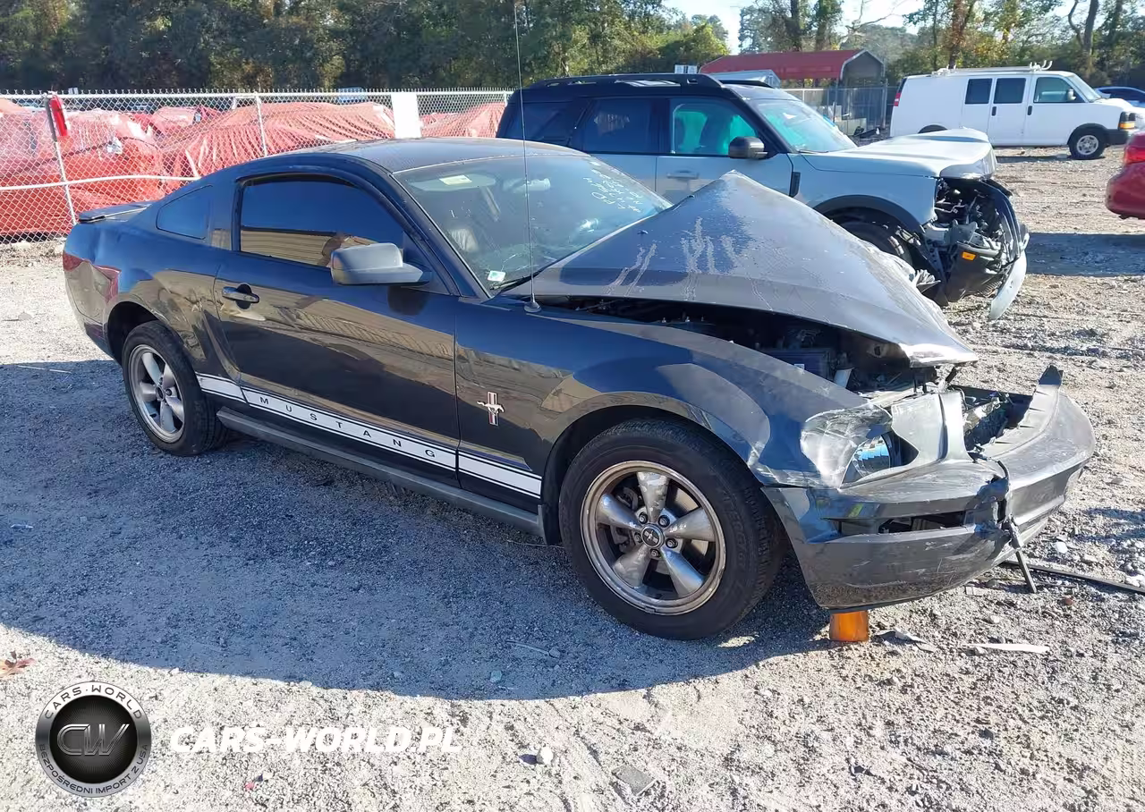 2007 Ford Mustang V6 Deluxe-V6 Premium