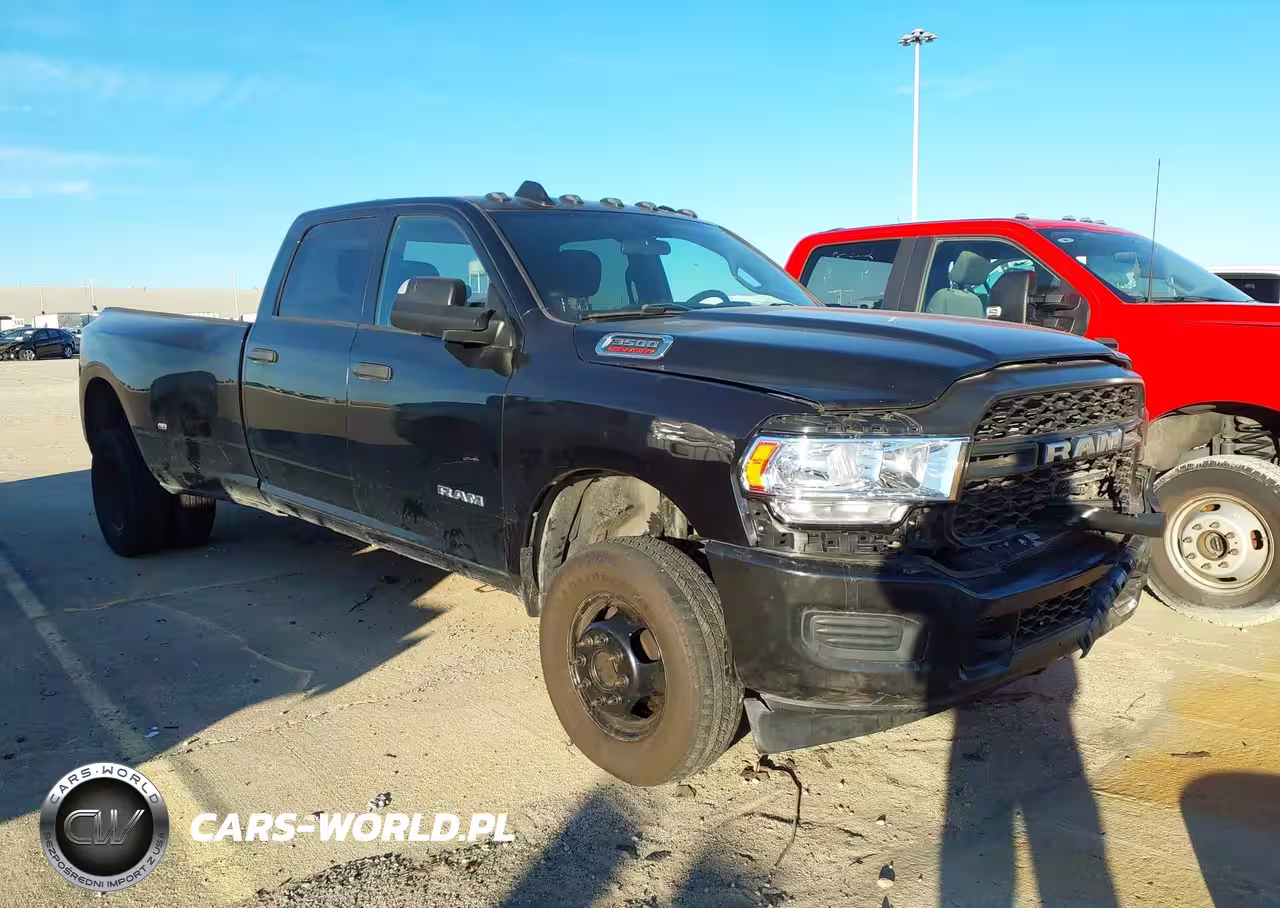 2022 Ram 3500 Tradesman 4X4 8' Box