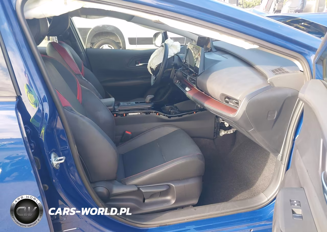 2025 Toyota Prius Plug-In Hybrid Xse VIN:JTDACACU9S3040420 - 5