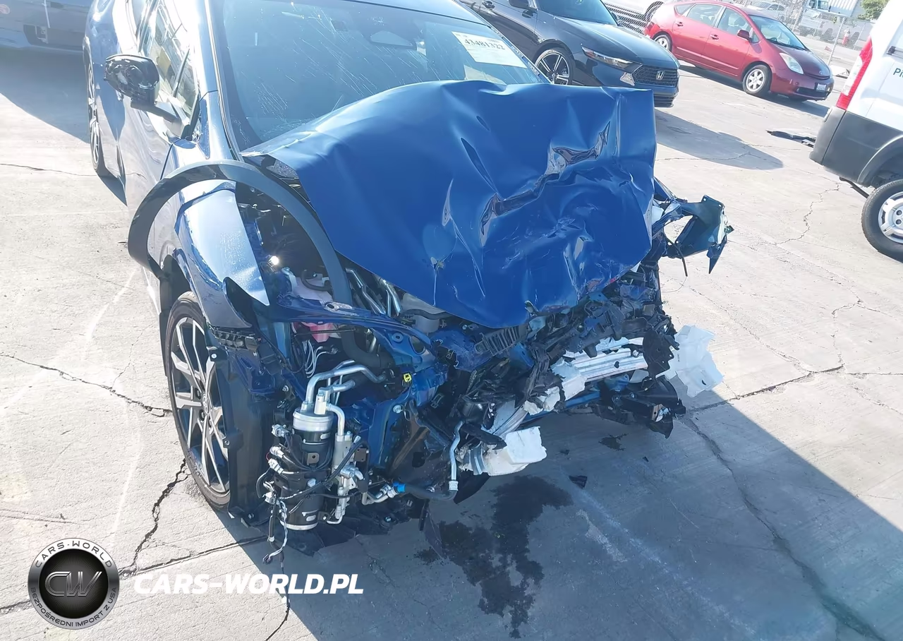 2025 Toyota Prius Plug-In Hybrid Xse VIN:JTDACACU9S3040420 - 6