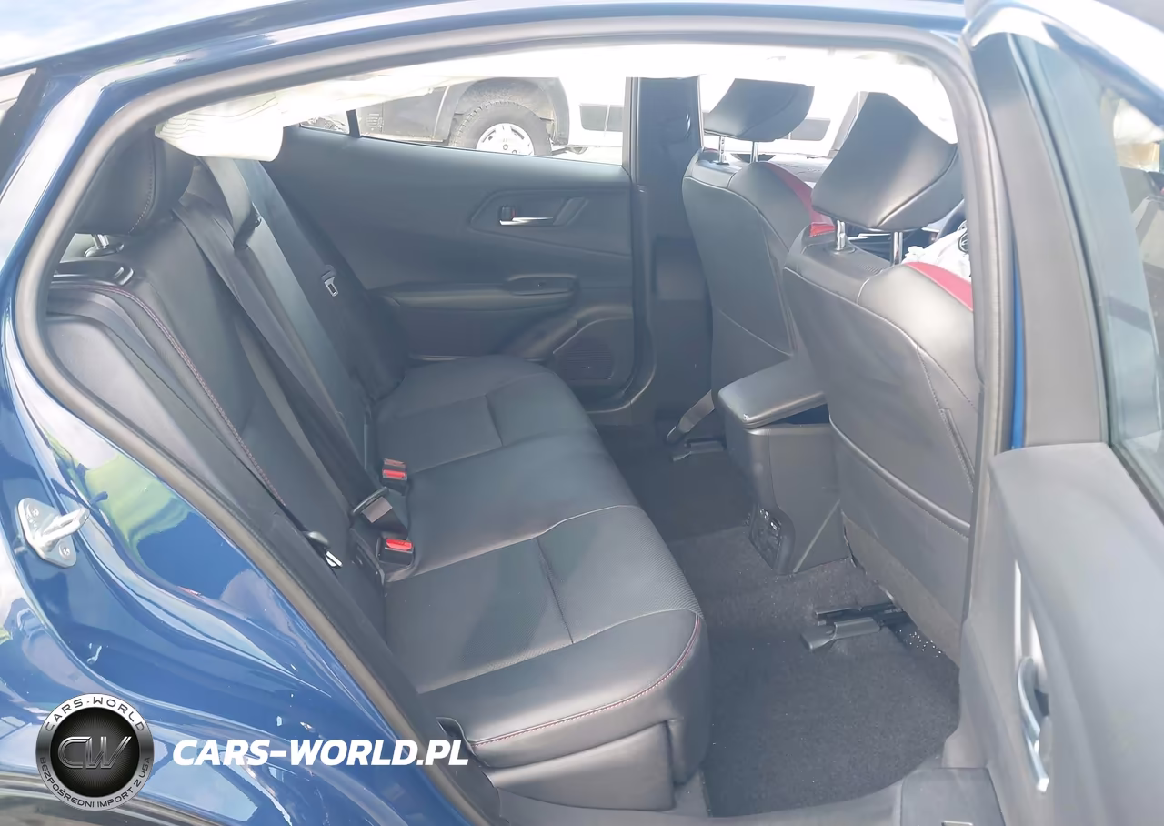2025 Toyota Prius Plug-In Hybrid Xse VIN:JTDACACU9S3040420 - 8