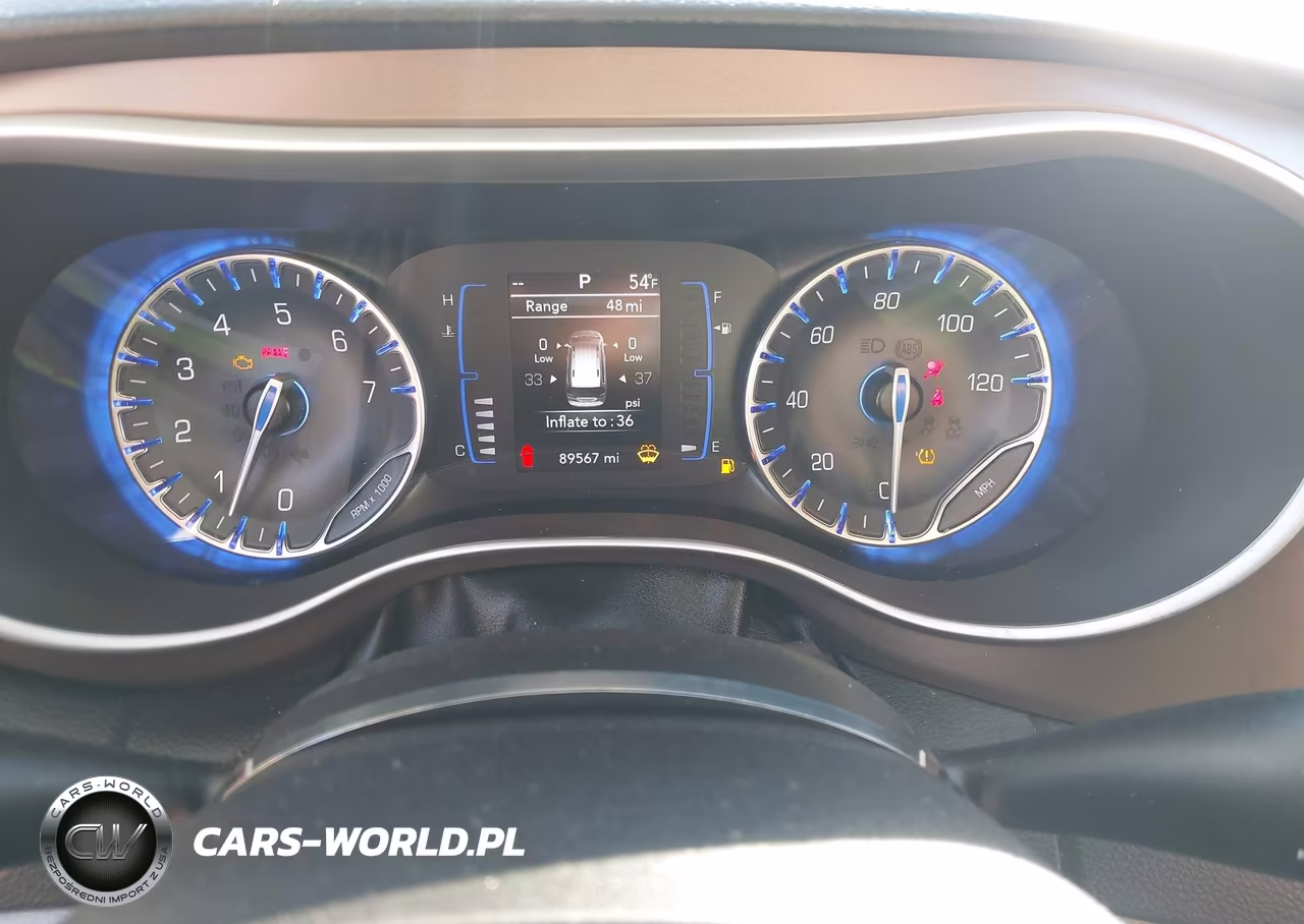 2020 Chrysler Voyager Lxi VIN:2C4RC1DG9LR265103 - 7