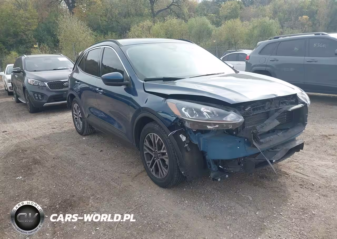 2020 Ford Escape Sel