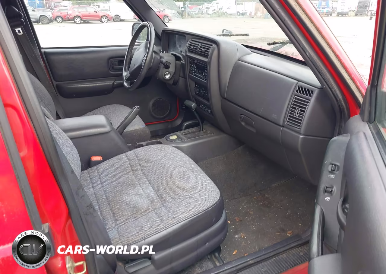 2001 Jeep Cherokee Sport VIN:1J4FF48S91L572331 - 5