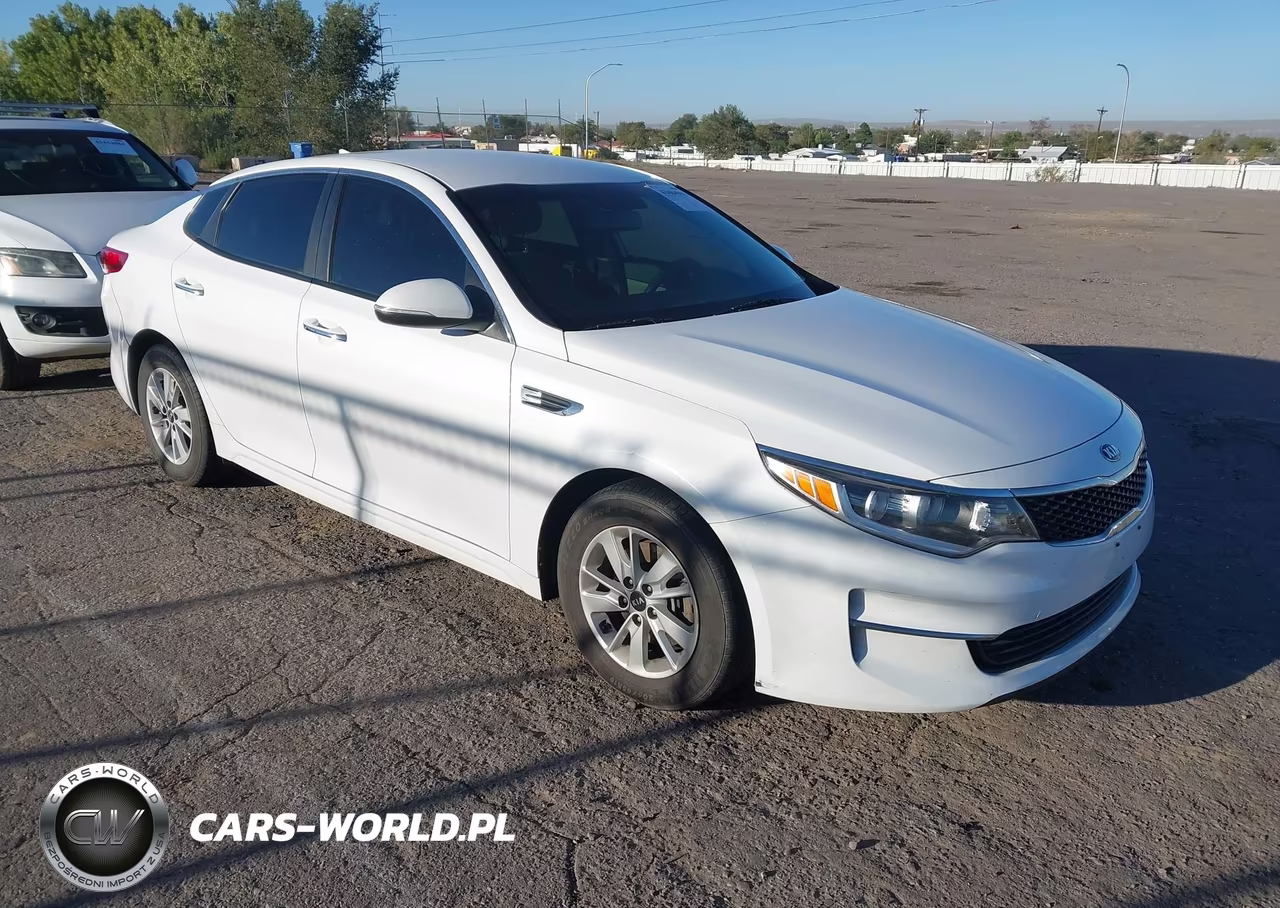 2017 Kia Optima Lx VIN:5XXGT4L31HG143651 - 1