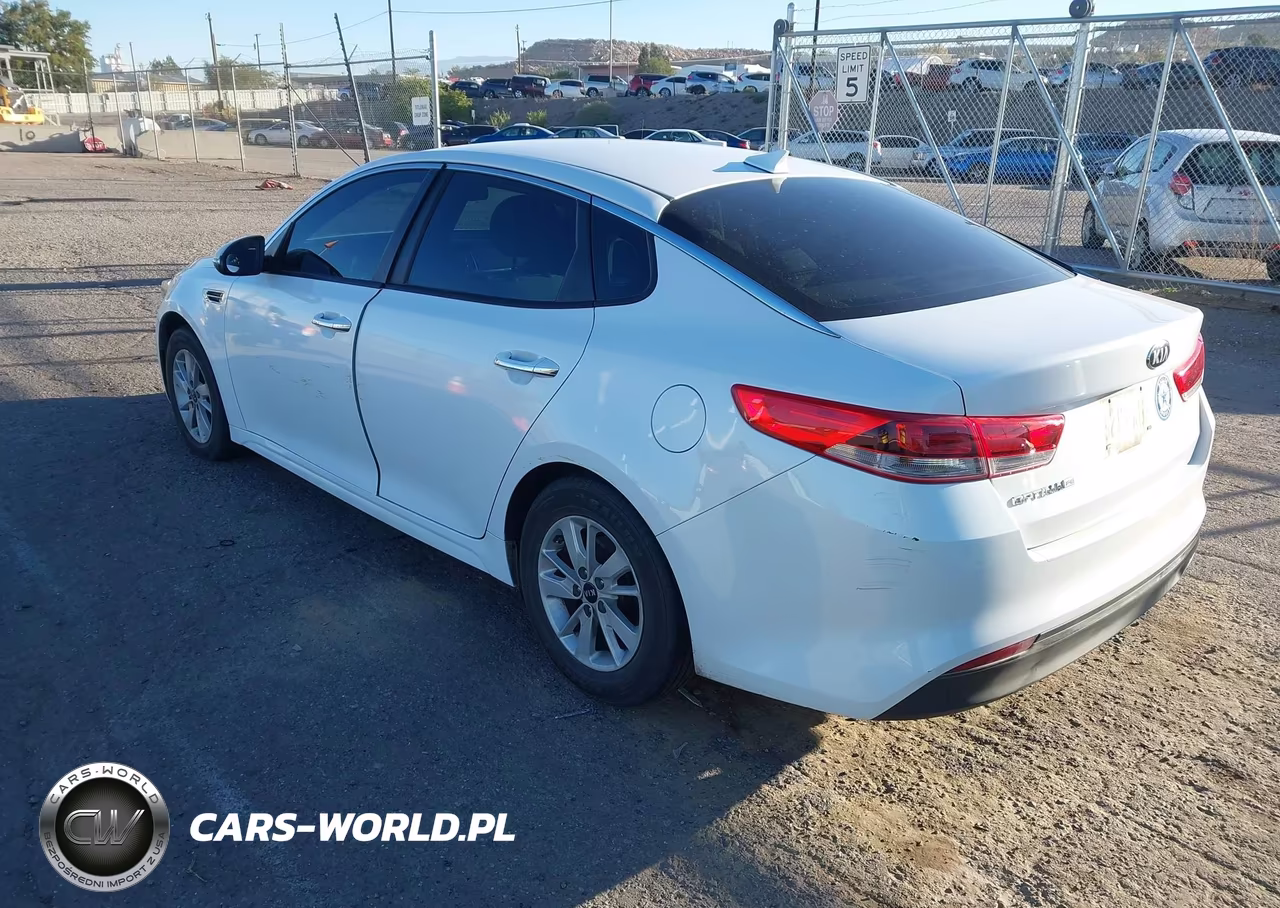 2017 Kia Optima Lx VIN:5XXGT4L31HG143651 - 3