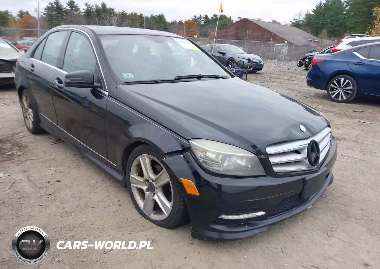 2011 Mercedes-Benz C 300 Luxury 4Matic-Sport 4Matic