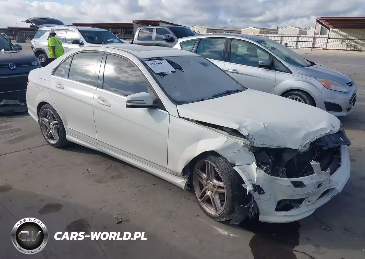 2011 Mercedes-Benz C 300