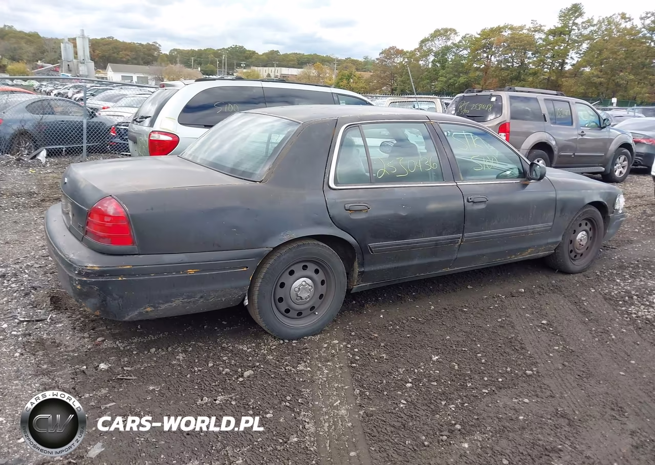 2011 Ford Crown Victoria Commercial Long Wheelbase VIN:2FABP7AV1BX179196 - 4
