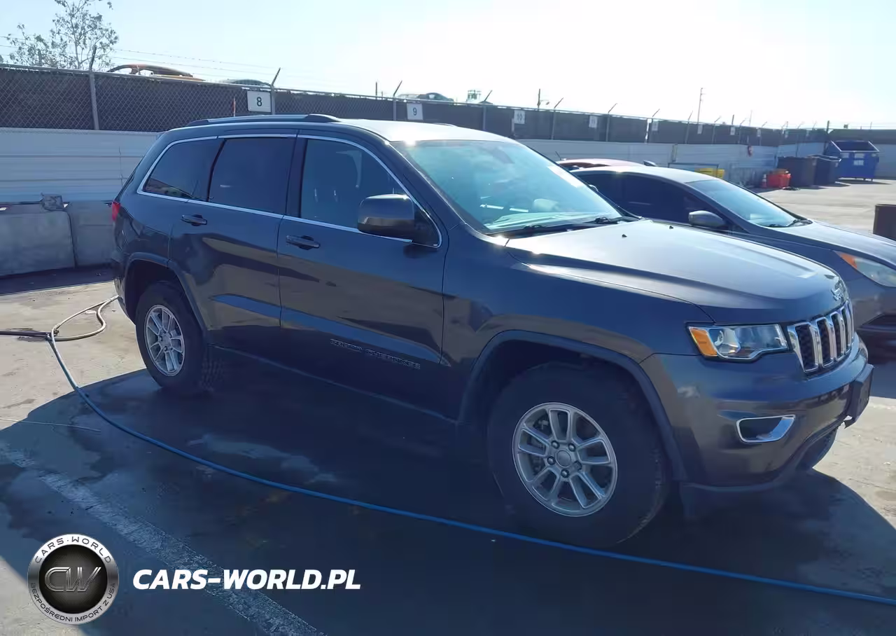 2018 Jeep Grand Cherokee Laredo E 4X2