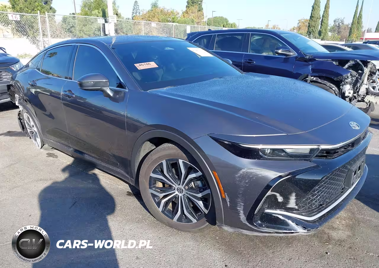 2023 Toyota Crown Xle