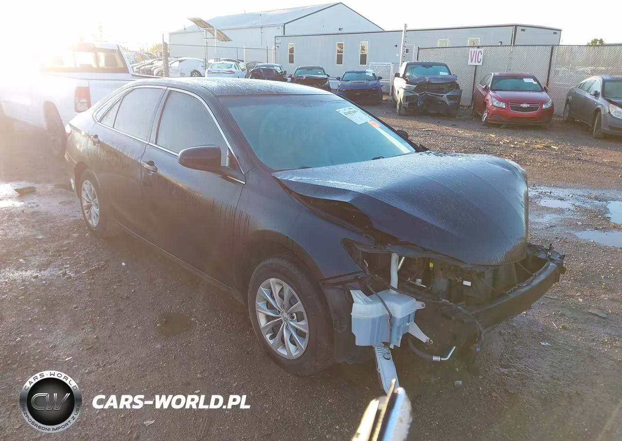 2016 Toyota Camry Le