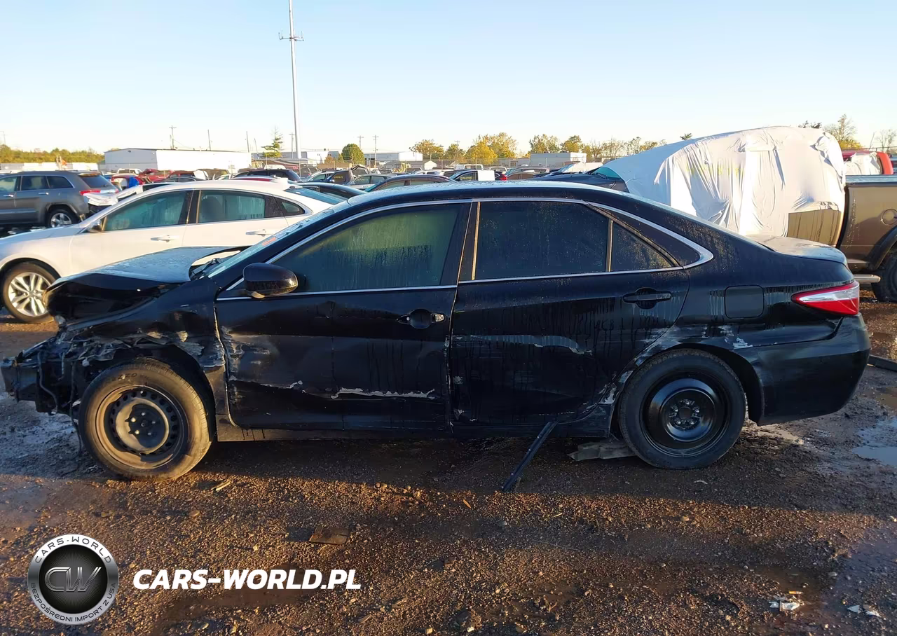 2016 Toyota Camry Le VIN:4T1BF1FK1GU172445 - 14