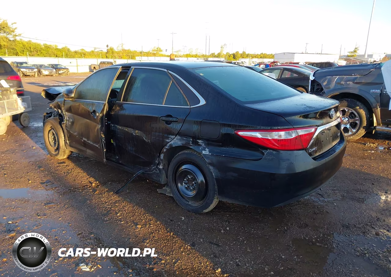 2016 Toyota Camry Le VIN:4T1BF1FK1GU172445 - 3