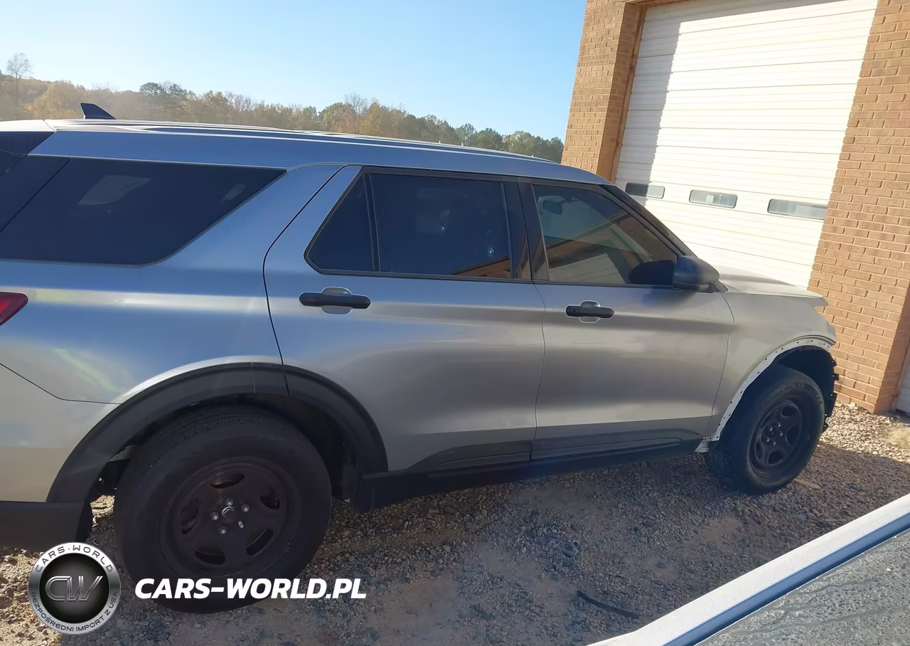 2023 Ford Police Interceptor Utility VIN:1FM5K8AB0PGB37340 - 13