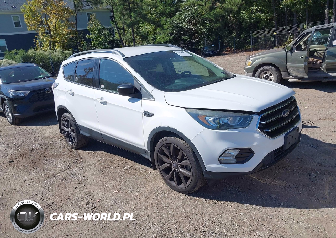 2017 Ford Escape Se