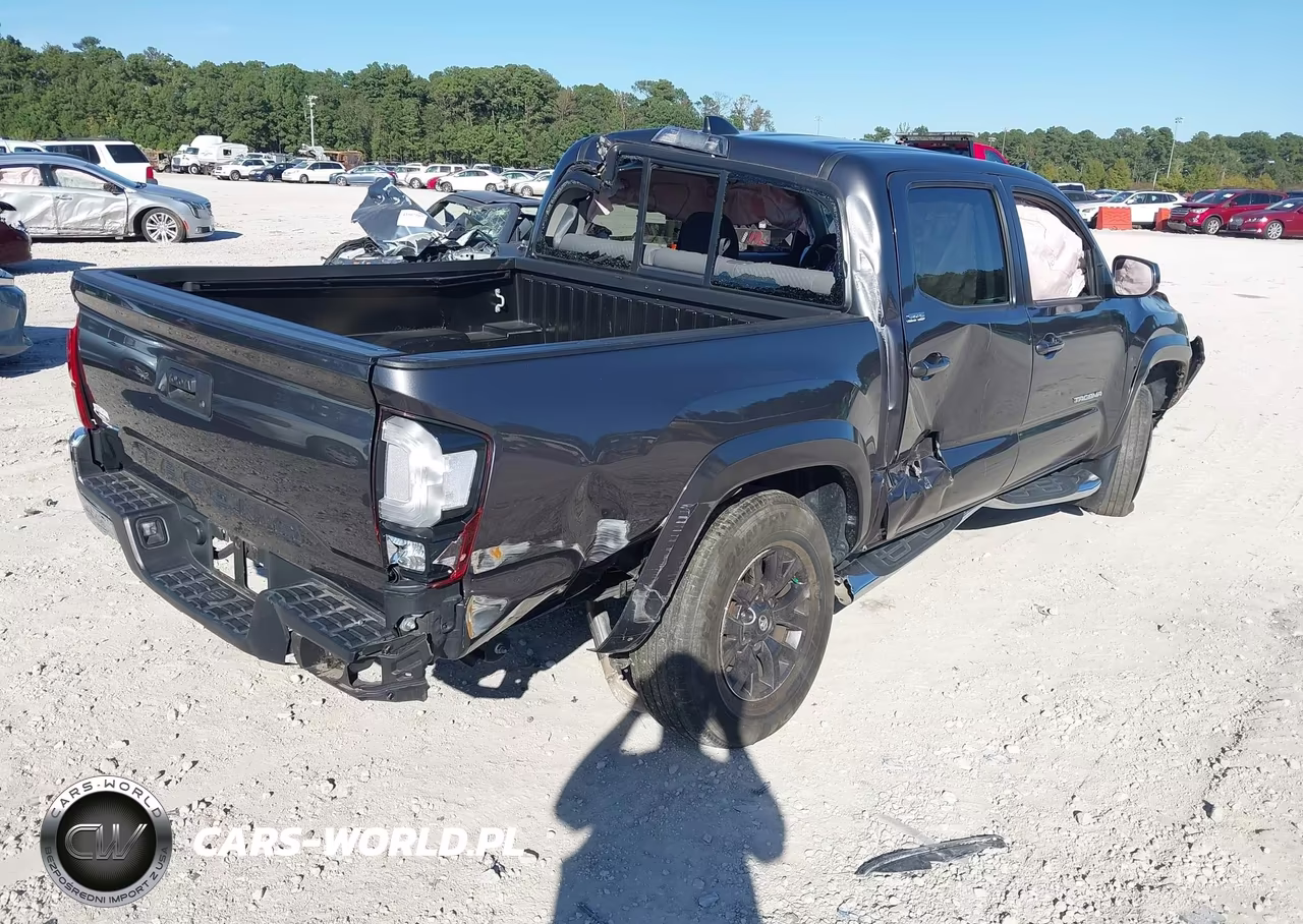 2021 Toyota Tacoma Sr5 VIN:3TYAX5GNXMT033447 - 4