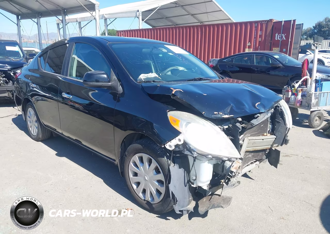 2013 Nissan Versa 1.6 Sv – zdjęcie 1 z 21