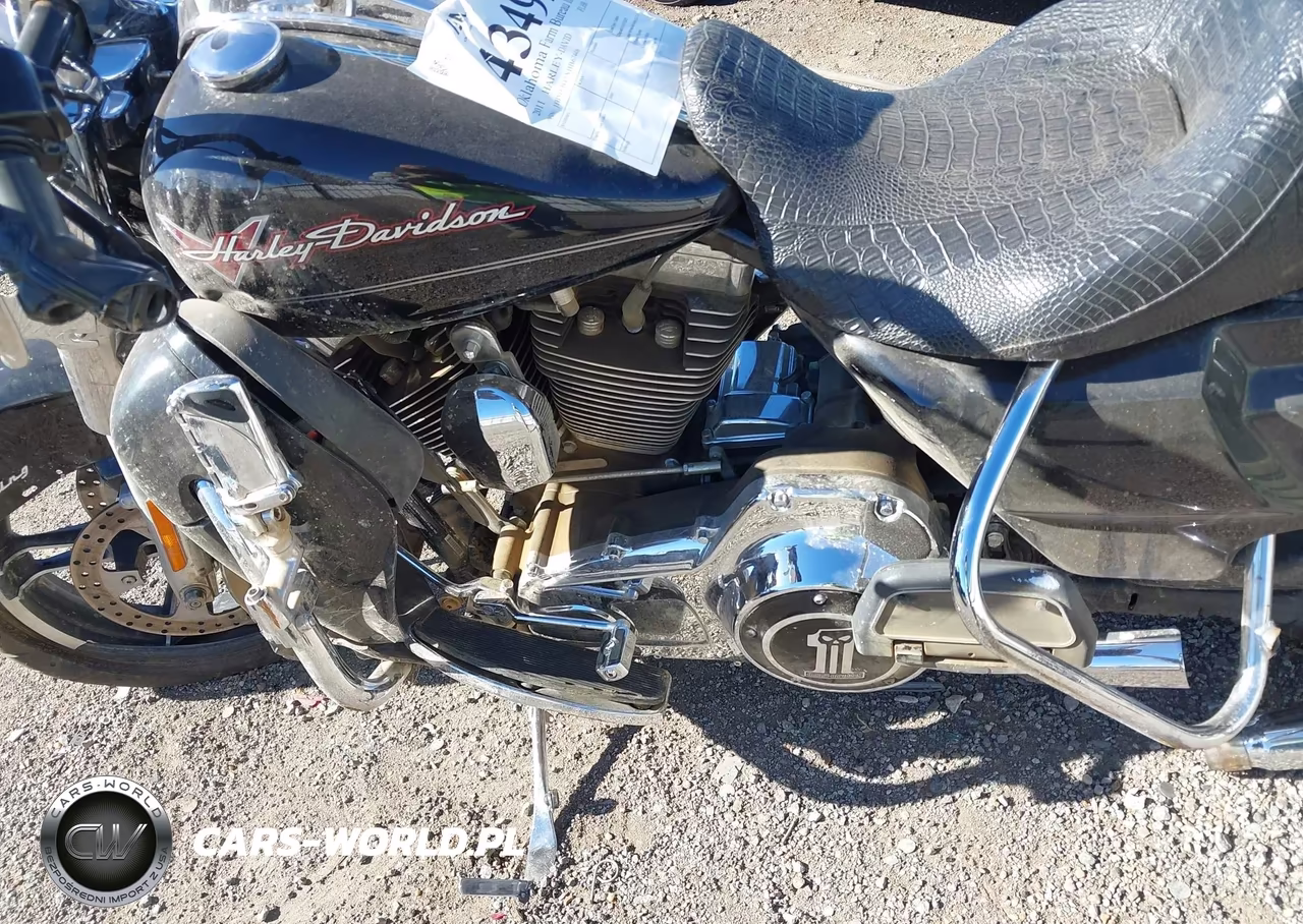 2011 Harley-Davidson Flhr VIN:1HD1FB41XBB674406 - 9