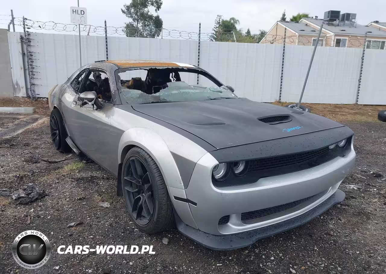 2016 Dodge Challenger Sxt