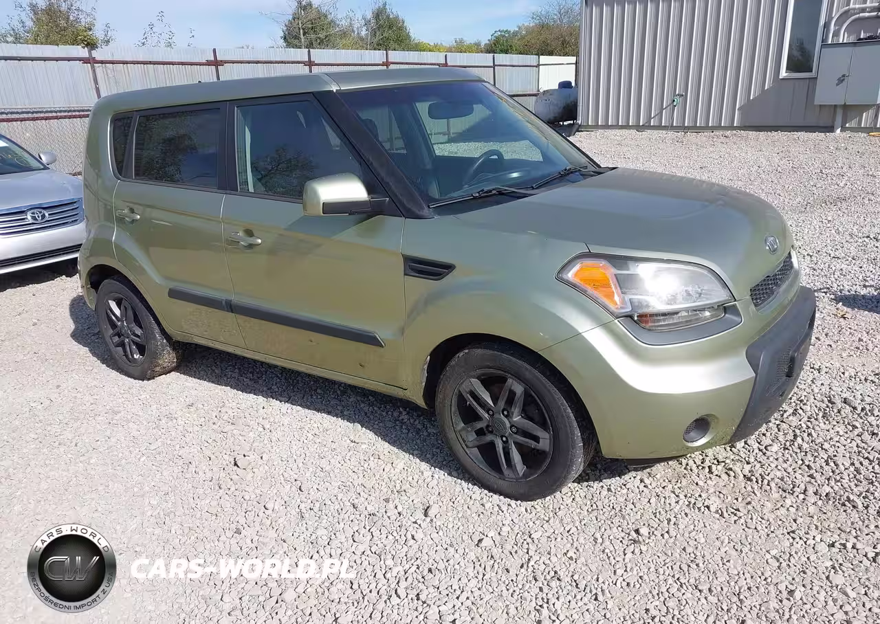 2011 Kia Soul +