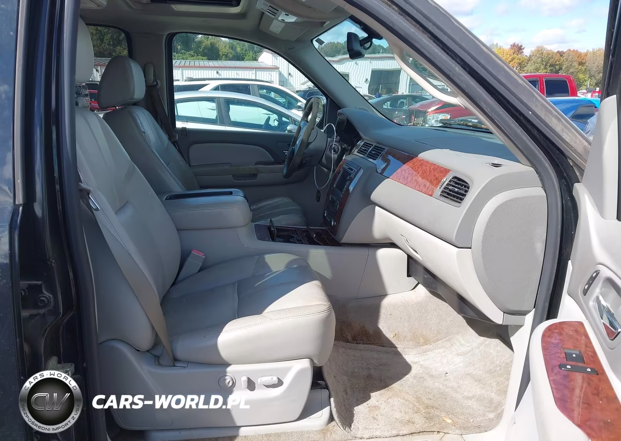 2008 Chevrolet Tahoe Ltz VIN:1GNFK13088J151767 - 5