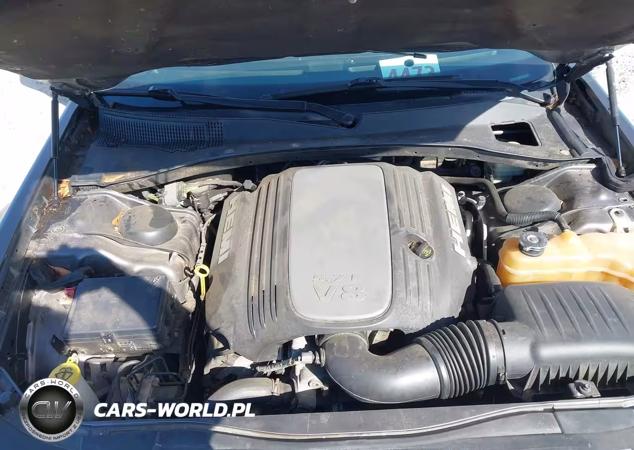 2014 Chrysler 300C VIN:2C3CCAET3EH117964 - 10