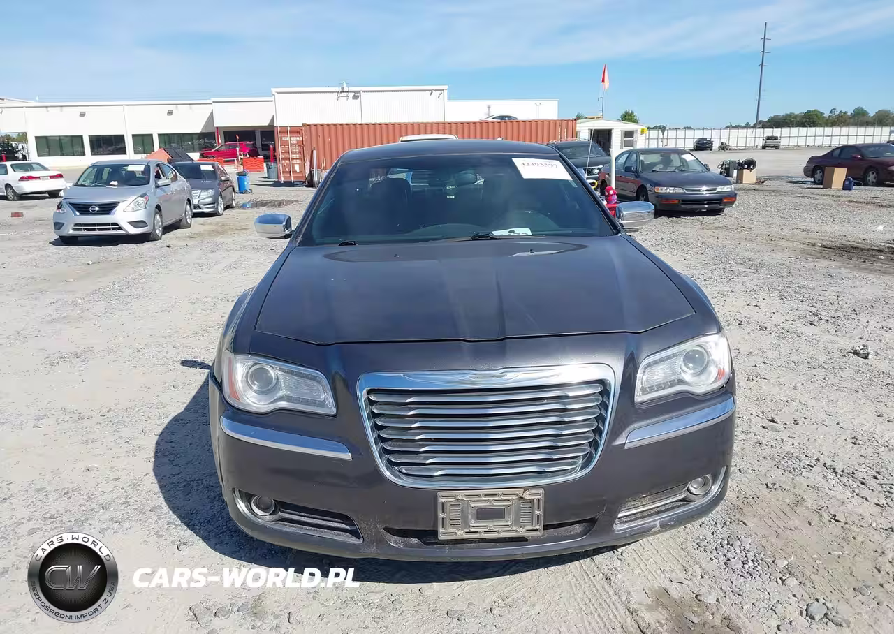 2014 Chrysler 300C VIN:2C3CCAET3EH117964 - 12