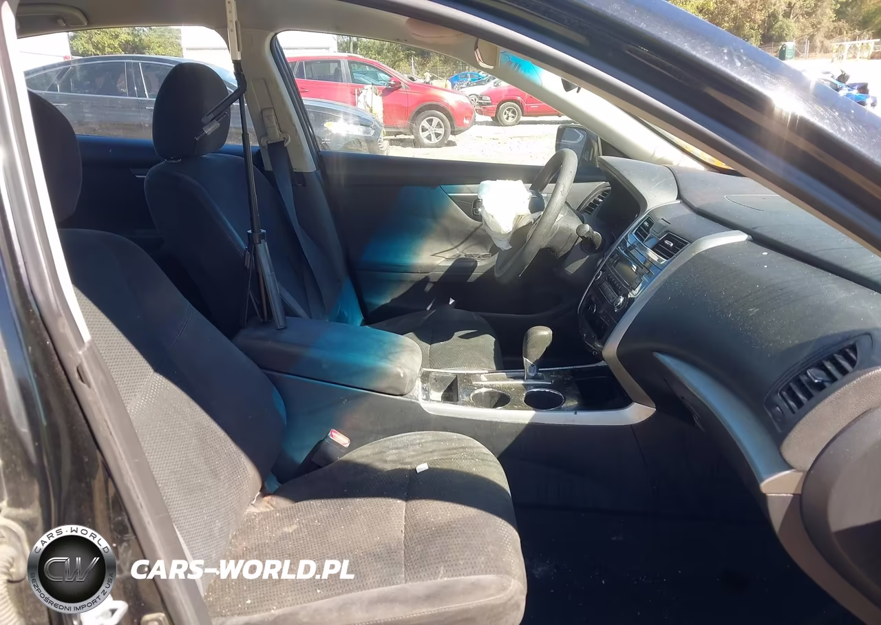 2014 Nissan Altima 2.5 S VIN:1N4AL3APXEN330740 - 5