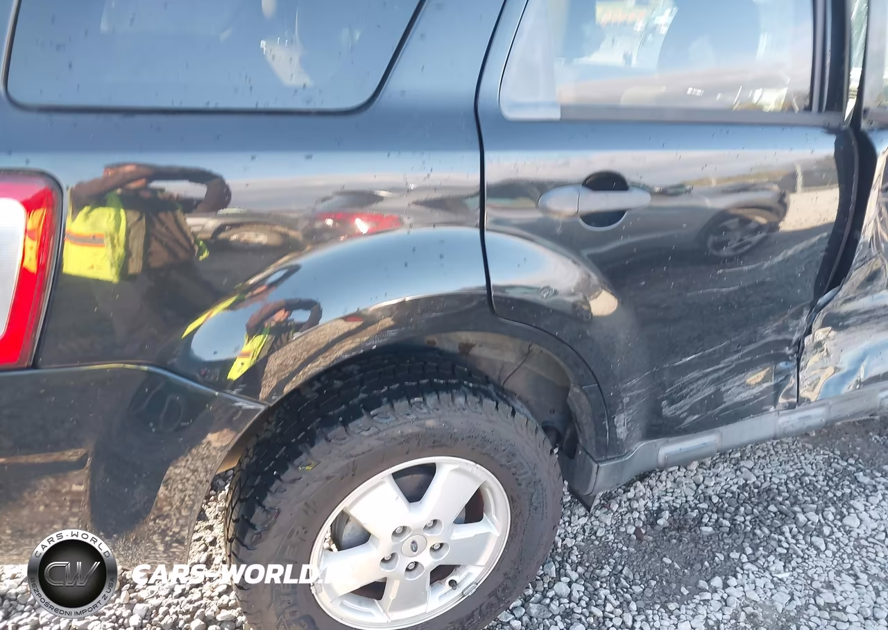 2011 Ford Escape Xlt VIN:1FMCU0DG2BKB89701 - 17